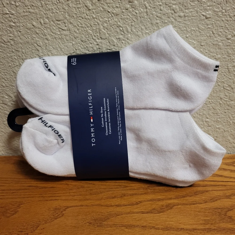 NWT 12 Pairs Tommy Hilfiger White Cushion No Show Socks Men's One Size